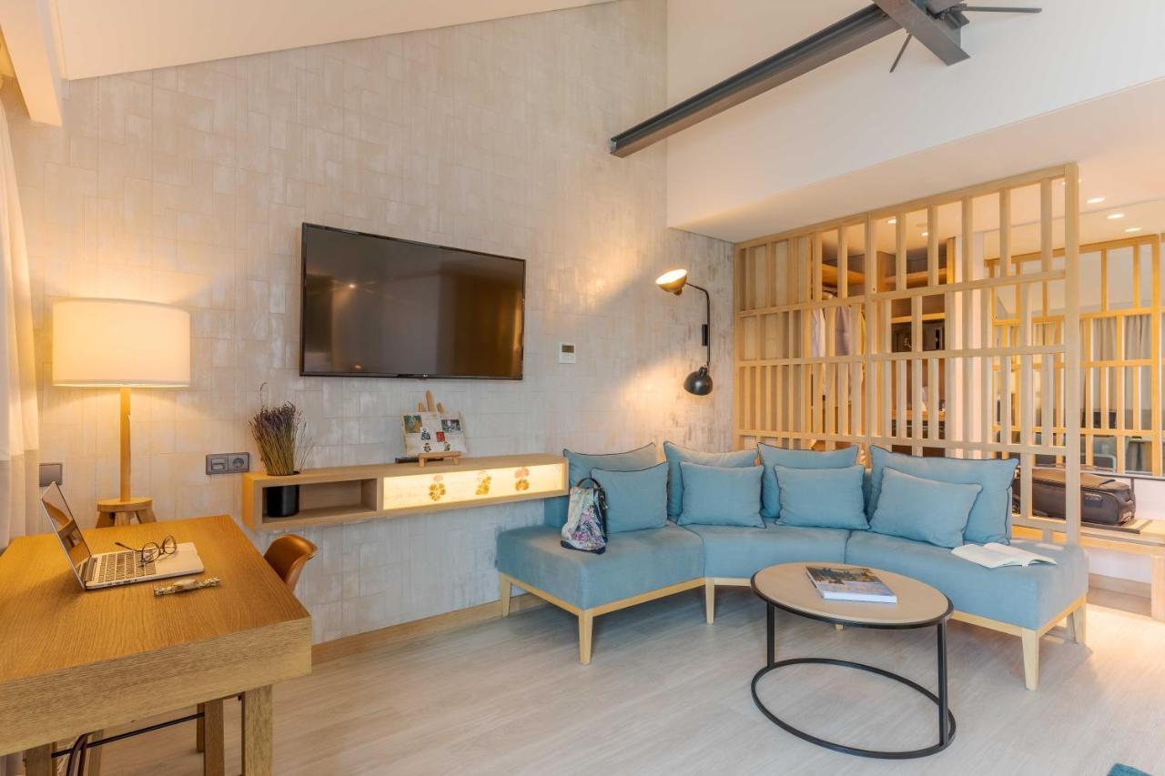 Pestana Douro Riverside - Preferred Hotels & Resorts, Lifestyle Valbom  المظهر الخارجي الصورة A living room at the hotel