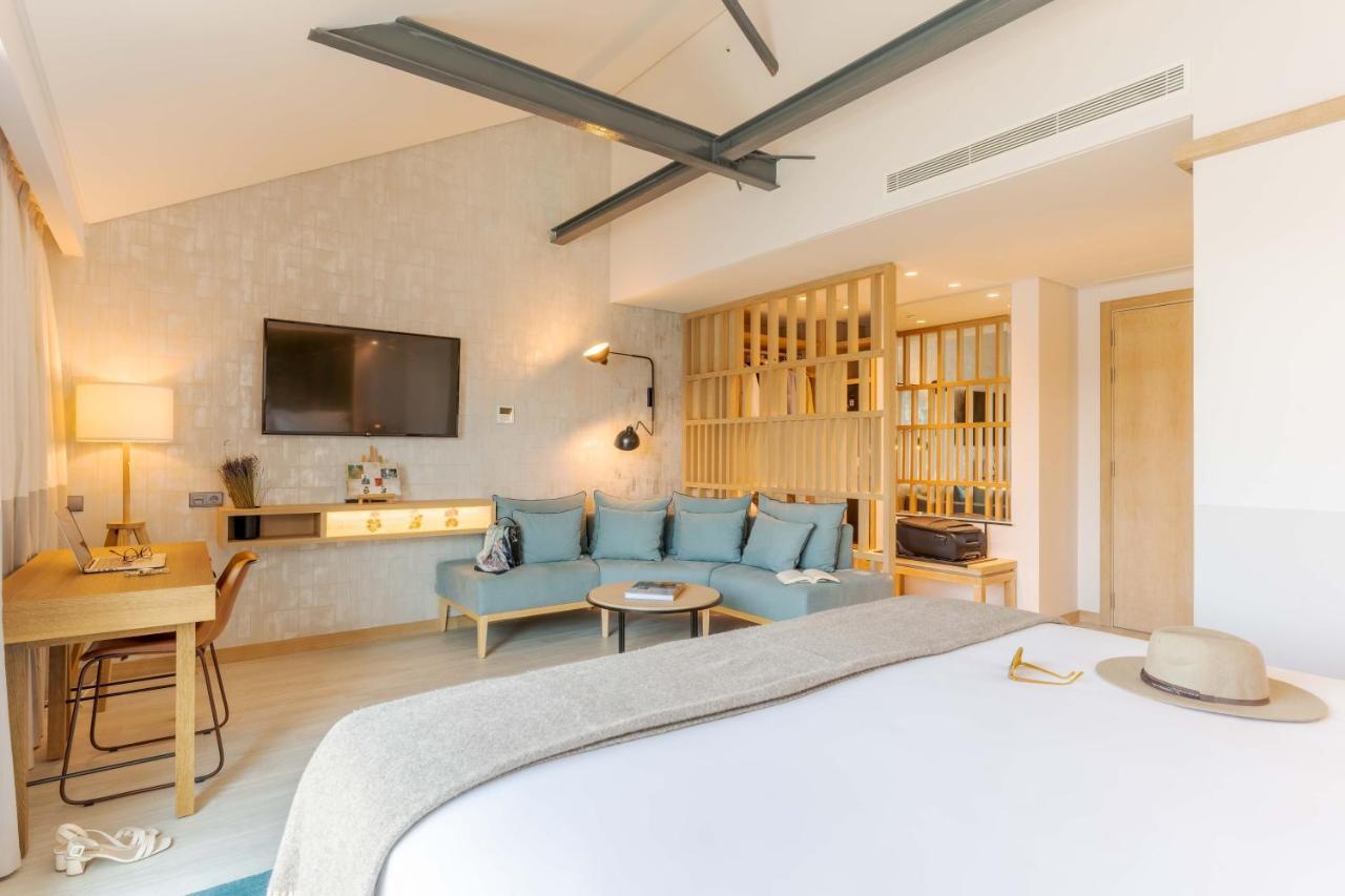 Pestana Douro Riverside - Preferred Hotels & Resorts, Lifestyle Valbom  المظهر الخارجي الصورة Suite at the hotel